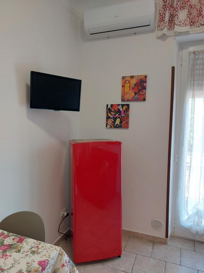 Marina Apartments Taranto Eksteriør bilde