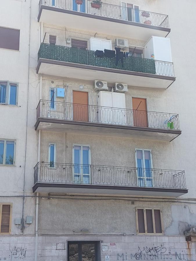 Marina Apartments Taranto Eksteriør bilde